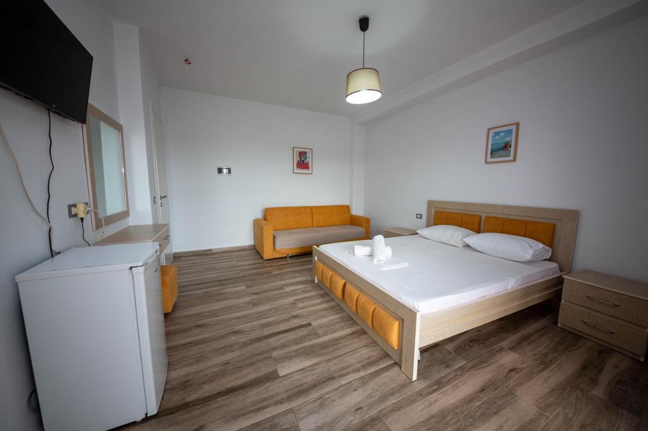 Villa Rondo Himare Eksteriør bilde