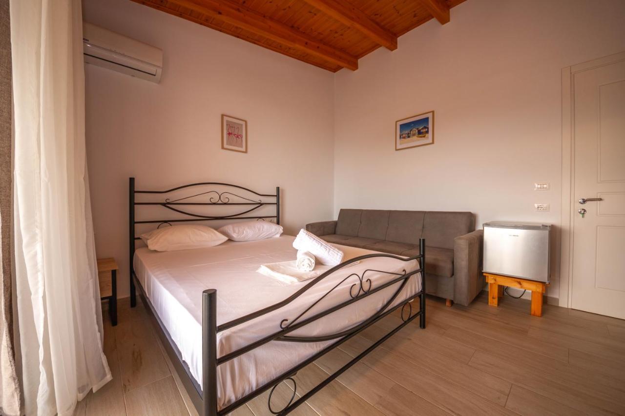 Villa Rondo Himare Eksteriør bilde